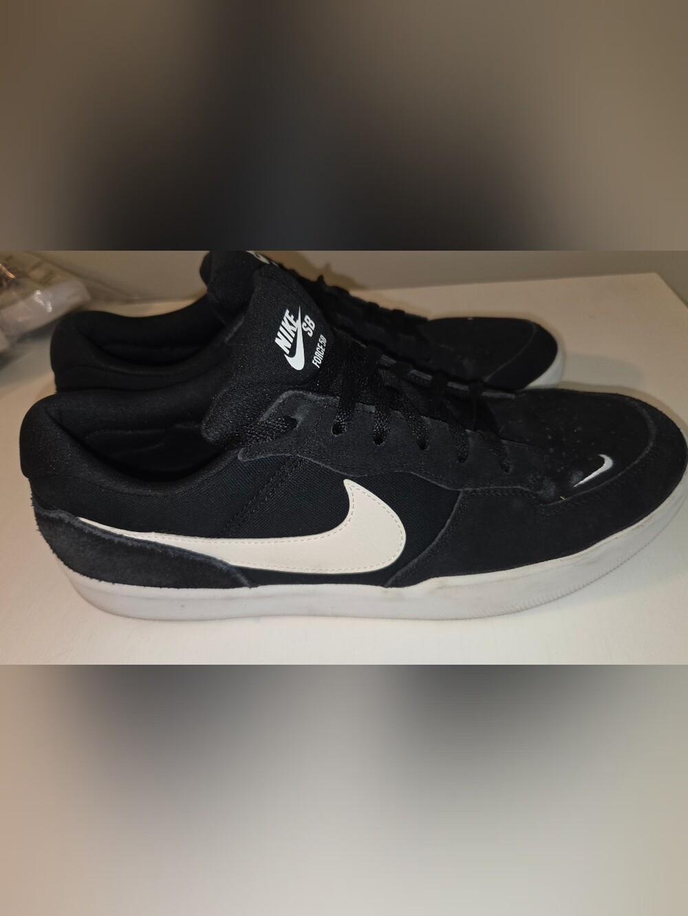 Nike SB Force 58 Men's Sneakers size 13 Black suede white logo